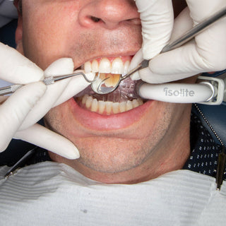 Zyris Isolite Core System with Anterior mouthpiece, male patient.
